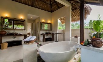 Surya Shanti Villa Sidemen