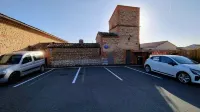 16 Bis-Gîte-Hôtel-Appartement - Parking