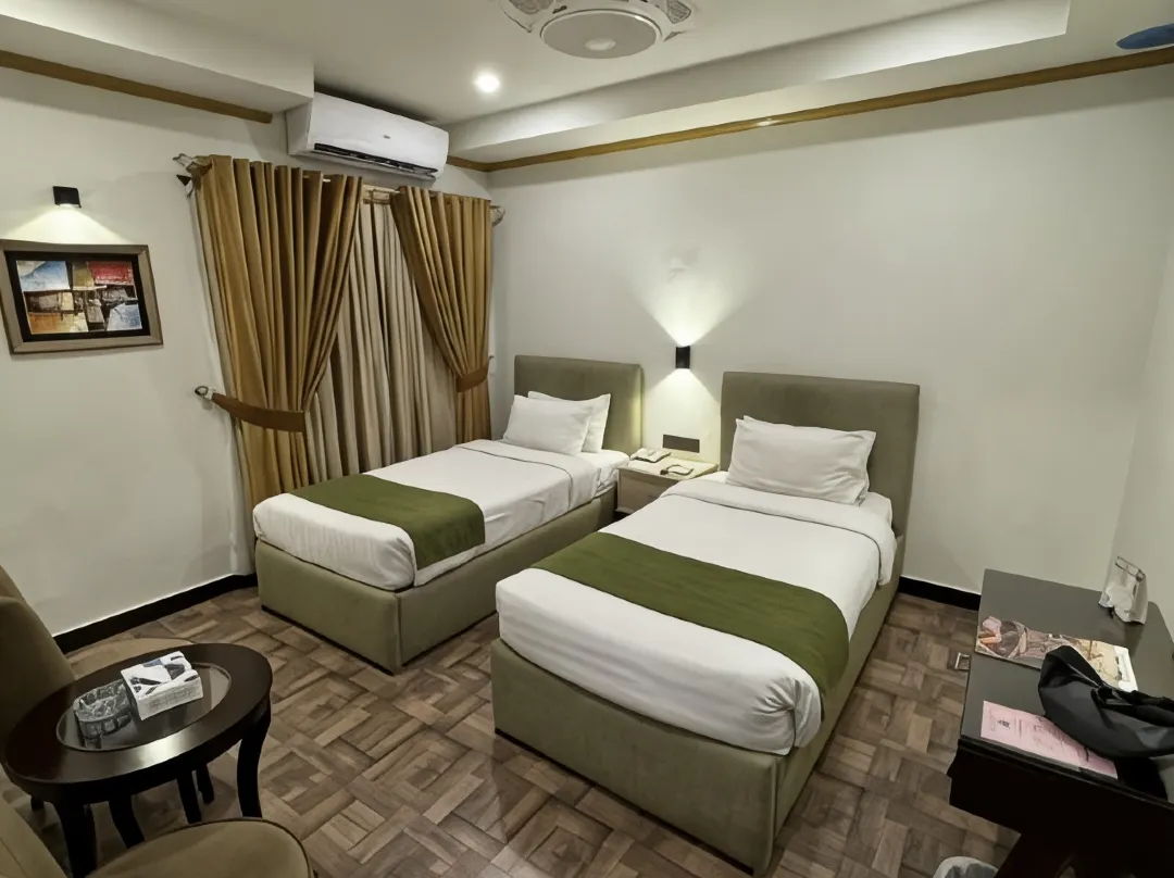 Hotel Oban - Lahore