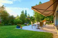 Garten - Hotel Sallerhof Hotel dekat Air Mancur Hellbrunn