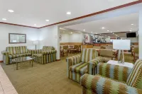 Norwood Inn & Suites Indianapolis - parkir