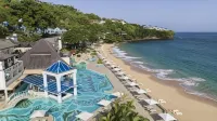 Sandals Regency la Toc All Inclusive Resort and Spa - Couples Only - مسبح