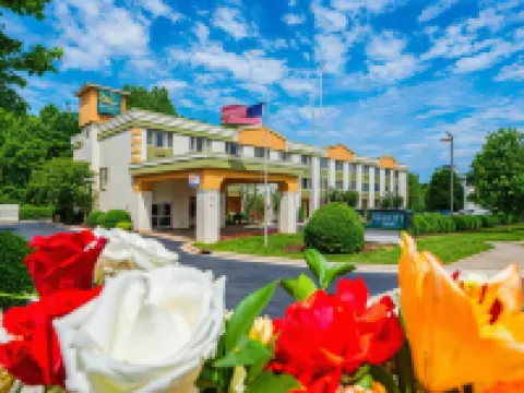 亨特斯維爾凱藝酒店-近諾曼湖 亨特斯維爾酒店