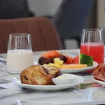 뇌아 호텔 - 조식 운영
