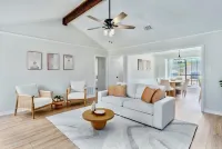 Boho-chic retreat!!