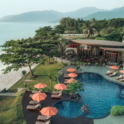 Khanom Beach Resort and Spa Hotels near Sichon-Khanom Road Viewpoint