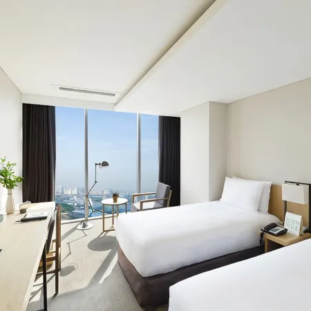 Harbor Park Hotel