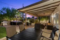 Las Vegas Oasis with Private Pool and Hot Tub 12-min from The Strip