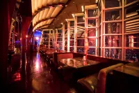 Grand Hyatt Shanghai - 5-Star