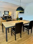 Charming 2-bedroom house in Lakewood with WiFi access - Homestays