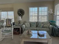 Charming and convenient 4 BR house in the heart of Surf City! - Wifi