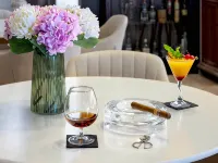 Atlantis Beach Hotel - bar