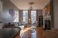 Downtown Cincinnati Elegant & Comfortable 2-Bedroom City Retreat - Bungalows