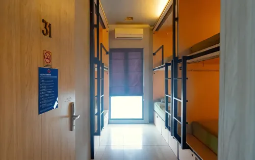 Bali Caps Hostel
