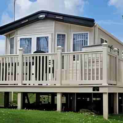 Sandytoes Holidays Hotel Exterior