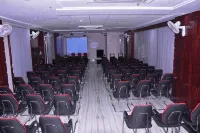 Madhushree Hotel