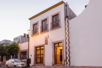 Hotel Cinco de Mayo