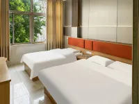 Xinyi Jinling Hotel
