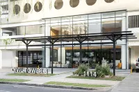 City Escape with Pool, Gym & Spa โรงแรมใน