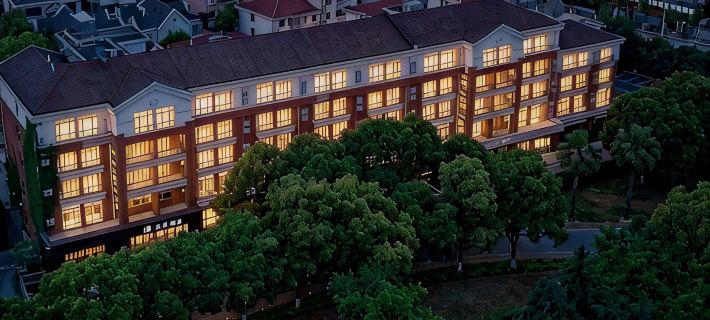 Nanyuan Four Seasons Hotel (Taicang Huafa Plaza) Hotels in Taicang