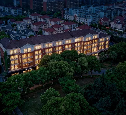 南園四季ホテル（太倉市華発広場）