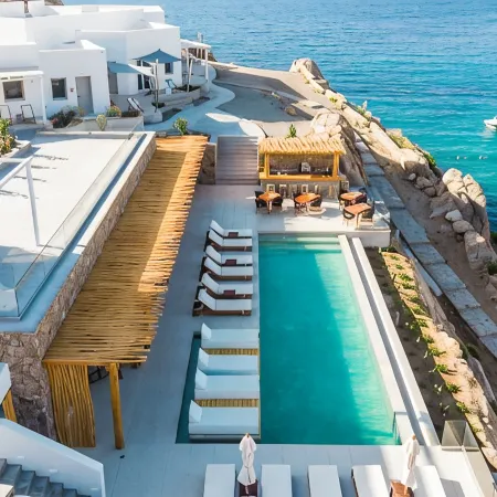 Super Paradise Hotel