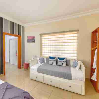 Maya Villa Hotel Rooms