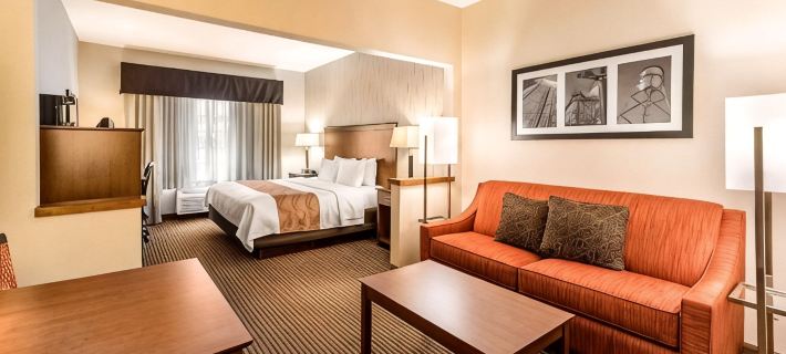 Quality Inn & Suites University Fort Collins Hotel di Larimer County
