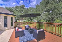 Charming 3-bedroom house with AC, WiFi. Walk to down town historic Boerne Tx