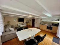 2-room apartment in prime city center location with terrace & DreiWelten-Card - Wi-Fi