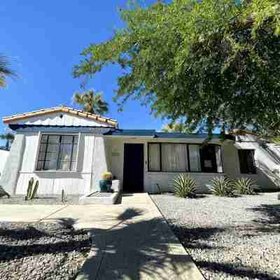 1937 La Quinta Cove Casita, lovely private backyard with pool & hot tub Hotel Exterior