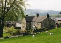 Well appointed cottage on a working hill farm - Wifi