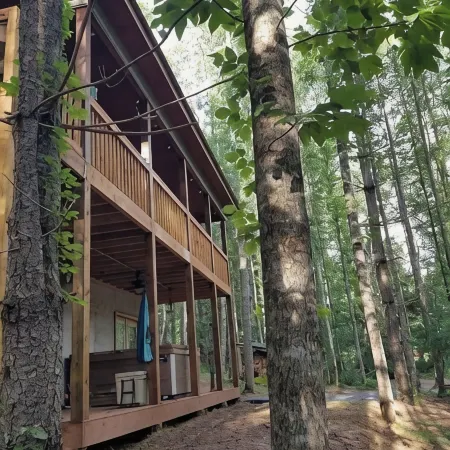 Brand New-1 Bedroom Condo right on the Toccoa River