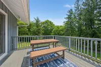 Unique Retreat w/ Private Patio, 4 King Beds & BBQ