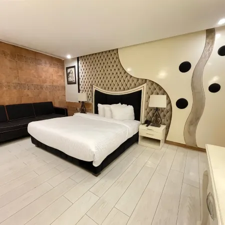 Al-Noor Hotel