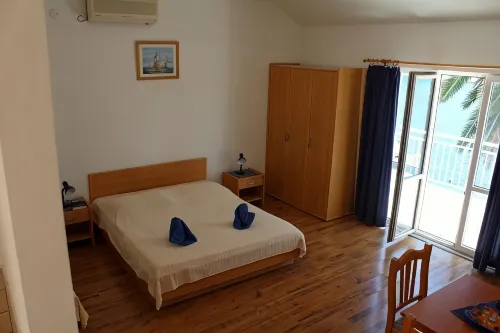 Apartments Lozica - Bãi đậu xe