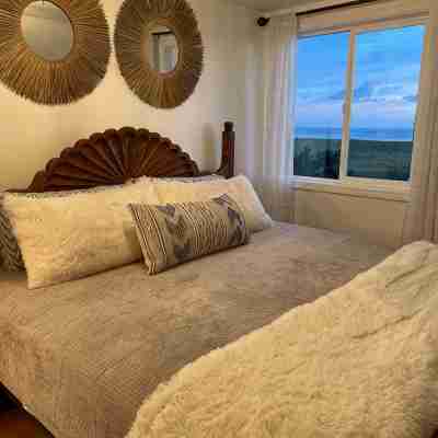 Seaside Beachfront Home on Prom Rooms