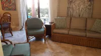 ALOHA -  ALOHA AUTHENTIC CONDO- C29, Comfy & Welcoming.
