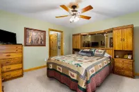 2 Master Suites - Clean - Cozy - WiFi - Elk - Covered Porch - ezAccess - 5 Stars