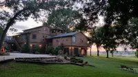 Waterfront,3 Acre,8Br,Events,Lake Conroe Weddings,Ind Pool,Pickleball - プライペートプール