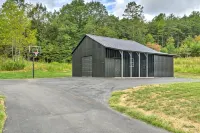Bear Creek Cabin- 8 mi to Tiec, Sleeps 7 w/5Beds- Pet Friendly - 4-Star