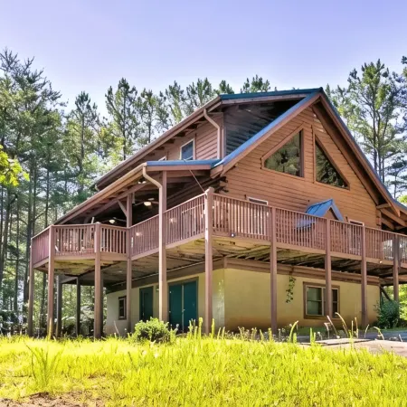 Relaxing Cozy 2 Bedroom Cabin in Lake Lure