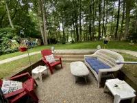 Waterfront Quiet Retreat, Plymouth, Pet Paradise, Private Beach, Sleeps 4