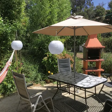 Quiet holiday home 10 kilometer from the Atlantic