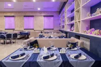 Gold Shark Hotel - موقف سيارات