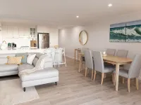 2 Bed apartment opposite the beach Hotels in Miami