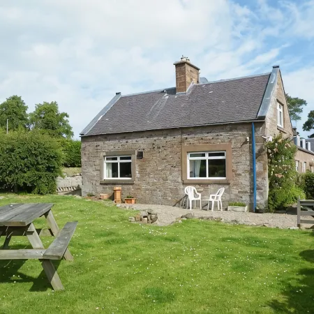 Wild Rose in Rural Location with Lovely Views on a Working Farm with Walks
