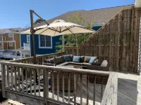 Oceanblock 4 bed / 4 full baths with Courtyard, Outdoor Shower, 2 Decks - 4 stjerner