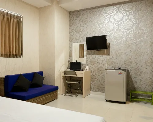 Hotel Swk 95 Surabaya Hotels in Wonocolo