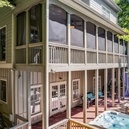 Big Canoe! 3 Masters, 2 Decks, Hot Tub, Fire Pit!
